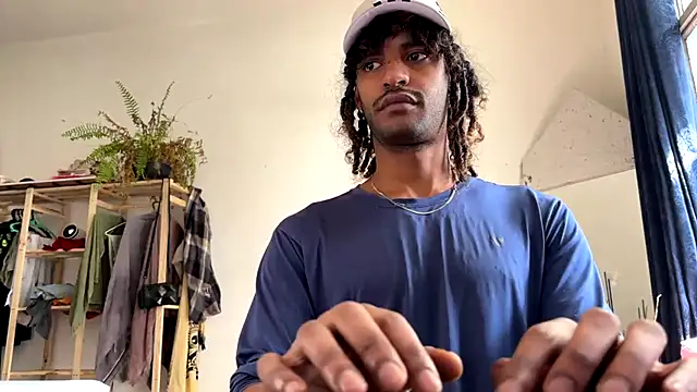 Snapshot of gerson173Hugo chatting on 09.18.25 gerson173Hugo online show from 09.18.25