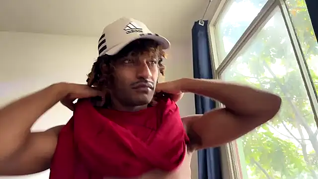 Snapshot of gerson173Hugo chatting on 11.04.25 gerson173Hugo online show from 11.04.25