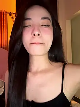 James kun online show from 12.04.24
