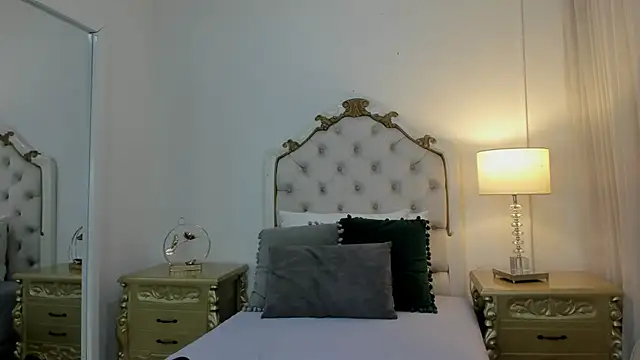 lexa 25  online show from 12.16.25