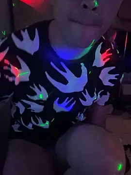 Snapshot of sexyundies808 chatting on 10.03.25 sexyundies808 online show from 10.03.25