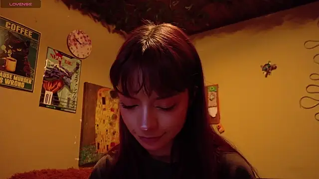 Snapshot of maryberry__ chatting on 10.24.25 maryberry online show from 10.24.25