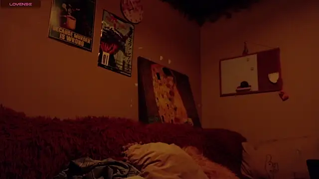 Snapshot of maryberry__ chatting on 11.09.25 maryberry online show from 11.09.25