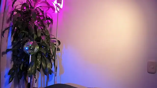 Romeocolin online show from 09.10.25