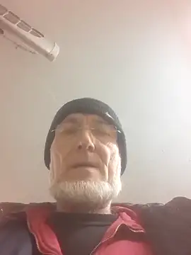 Snapshot of 60philippe chatting on 12.28.24 60philippe online show from 12.28.24