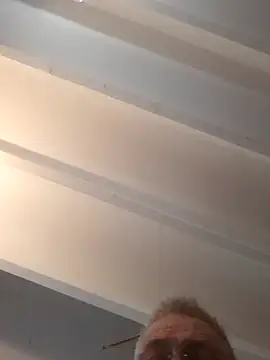 Snapshot of 60philippe chatting on 02.18.25 60philippe online show from 02.18.25