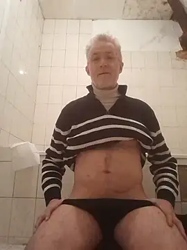 Snapshot of 60philippe chatting on 03.08.25 60philippe online show from 03.08.25