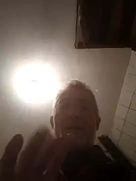 Snapshot of 60philippe chatting on 03.21.25 60philippe online show from 03.21.25