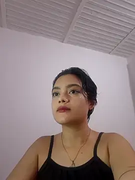 Snapshot of littlemelii chatting on 06.07.26 littlemelii online show from 06.07.26