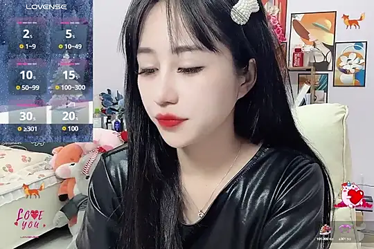  LLisa  online show from 02.14.25