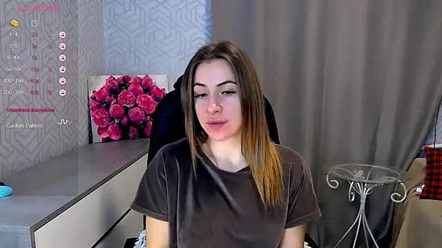 Snapshot of Naughty__Megan chatting on 02.03.25 Naughty Megan online show from 02.03.25