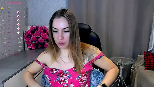 Snapshot of Naughty__Megan chatting on 02.14.25 Naughty Megan online show from 02.14.25