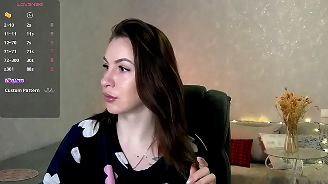 Snapshot of Naughty__Megan chatting on 04.24.26 Naughty Megan online show from 04.24.26