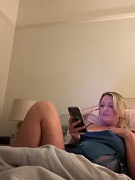 Snapshot of JodiSands chatting on 03.16.25 JodiSands online show from 03.16.25