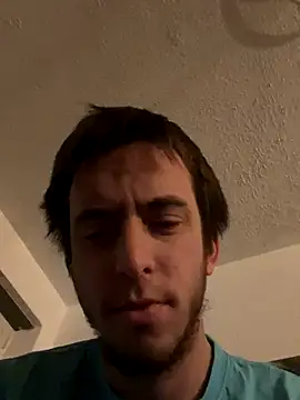 Snapshot of Drummer112 chatting on 11.04.25 Drummer112 online show from 11.04.25