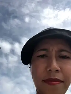 Snapshot of 2HotAsain4u chatting on 12.02.24 2HotAsain4u online show from 12.02.24