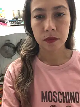 Snapshot of 2HotAsain4u chatting on 01.01.25 2HotAsain4u online show from 01.01.25