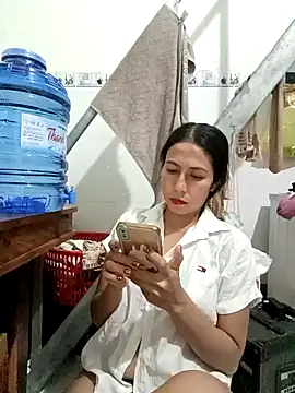 Snapshot of 2HotAsain4u chatting on 01.26.25 2HotAsain4u online show from 01.26.25