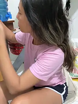 Snapshot of 2HotAsain4u chatting on 02.09.25 2HotAsain4u online show from 02.09.25