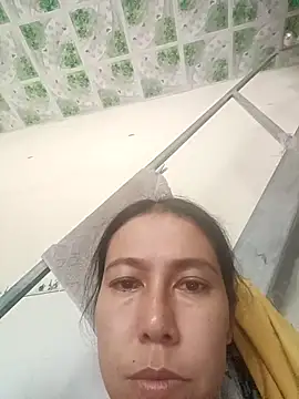 Snapshot of 2HotAsain4u chatting on 02.20.25 2HotAsain4u online show from 02.20.25