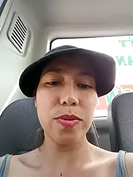 Snapshot of 2HotAsain4u chatting on 03.08.25 2HotAsain4u online show from 03.08.25