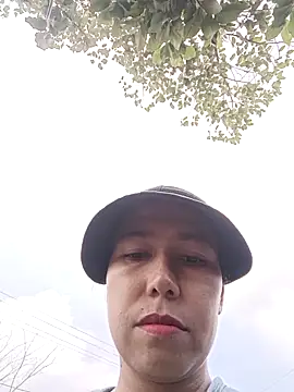 Snapshot of 2HotAsain4u chatting on 10.14.25 2HotAsain4u online show from 10.14.25