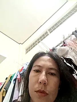 2HotAsain4u online show from 12.21.25