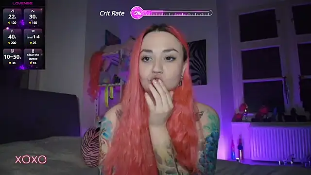 PinkHurricaneOfficial online show from 02.24.25