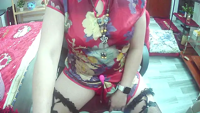 Snapshot of Miu-Le chatting on 03.06.25 Miu-Le online show from 03.06.25