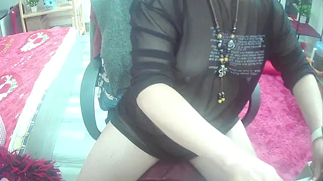 Snapshot of Miu-Le chatting on 03.10.25 Miu-Le online show from 03.10.25