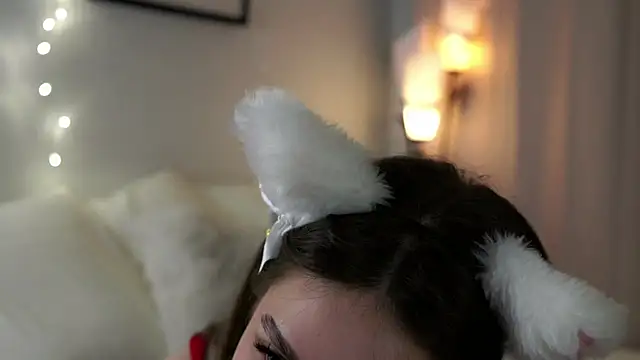 EstherMitchel online show from 12.23.24