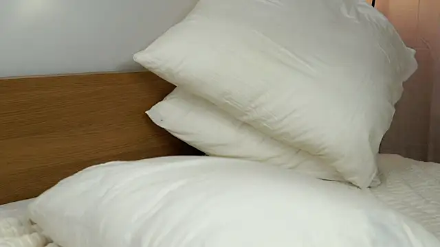 EstherMitchel online show from 12.26.24