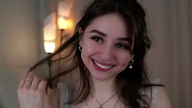 EstherMitchel online show from 01.17.25
