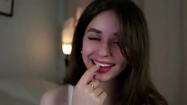 EstherMitchel online show from 01.18.25