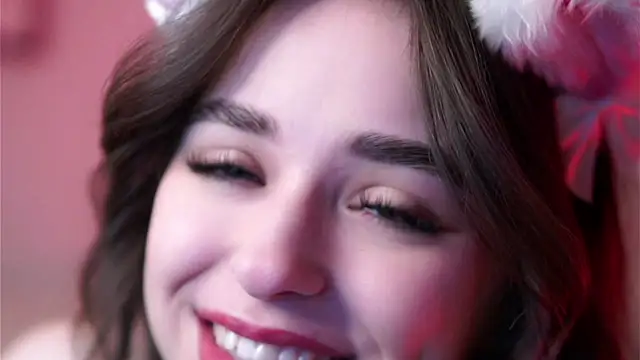 EstherMitchel online show from 03.05.25