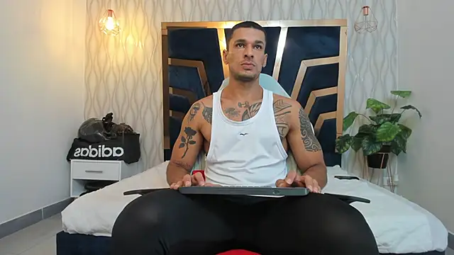 Snapshot of Adbel_Sady chatting on 03.05.25 Adbel Sady online show from 03.05.25