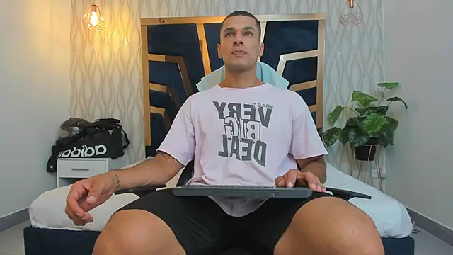 Snapshot of Adbel_Sady chatting on 03.07.25 Adbel Sady online show from 03.07.25