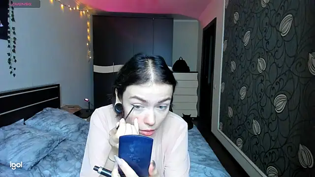 Solar Moon online show from 09.19.25