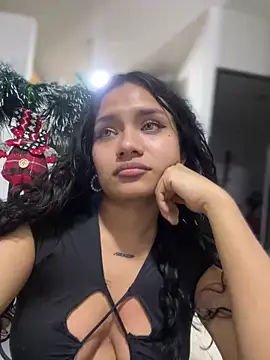 Riana Kean online show from 12.04.24