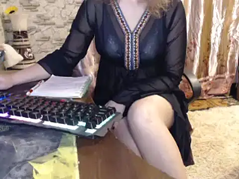  Kitti  online show from 12.08.24