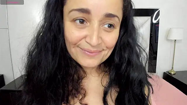  luna  sweet  online show from 01.18.25