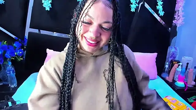 Snapshot of Cocoo_Nuth chatting on 10.23.25 Cocoo Nuth online show from 10.23.25