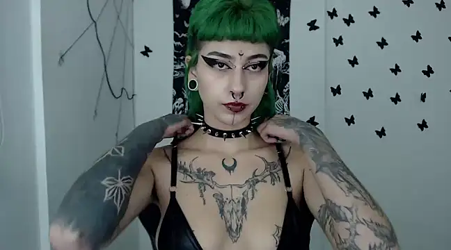 Snapshot of n0sferatus__ chatting on 12.25.24 n0sferatus   online show from 12.25.24