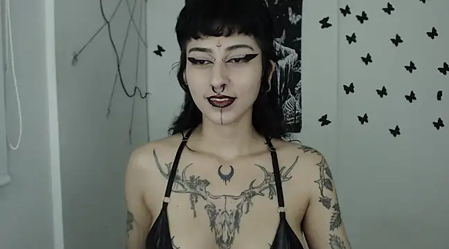 Snapshot of n0sferatus__ chatting on 02.16.25 n0sferatus   online show from 02.16.25