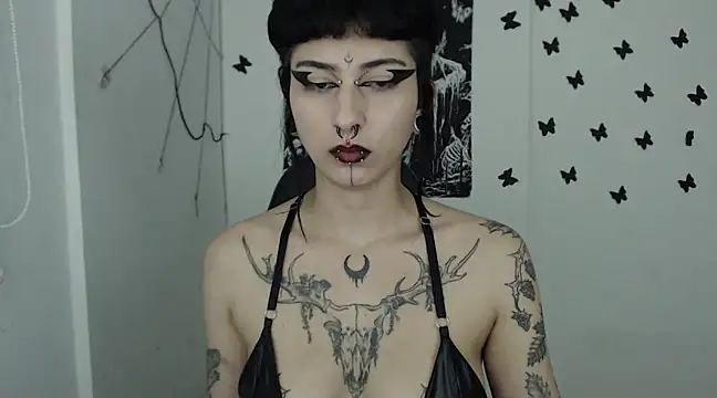 Snapshot of n0sferatus__ chatting on 02.25.25 n0sferatus   online show from 02.25.25