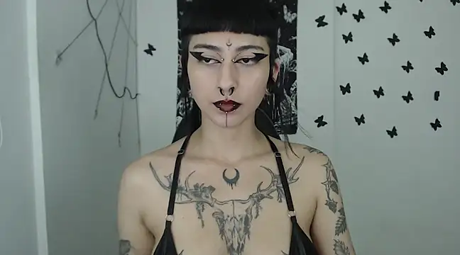 Snapshot of n0sferatus__ chatting on 03.16.25 n0sferatus   online show from 03.16.25