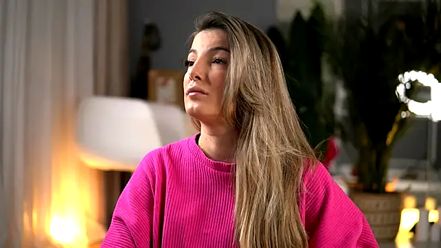 KellyMathews online show from 11.27.25