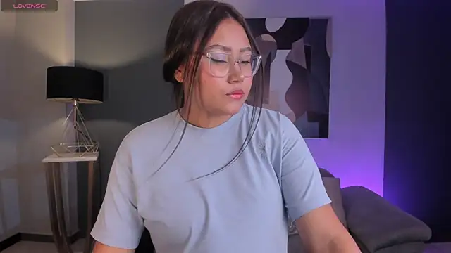 AmberLewis  online show from 01.12.25
