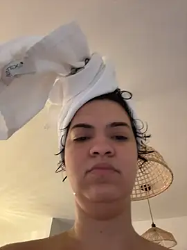 Snapshot of rafamarianoofc chatting on 02.13.26 rafamarianoofc online show from 02.13.26