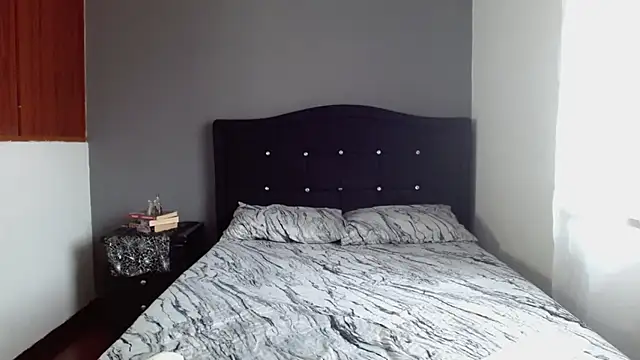 Emilia 1995 online show from 10.07.25